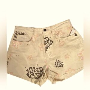 Stradivarius Happy Hippie Shorts 🌿